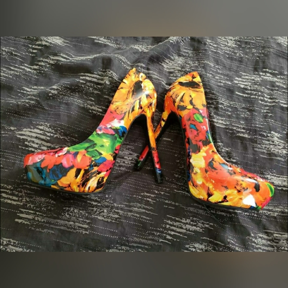 Steve Madden Pumps